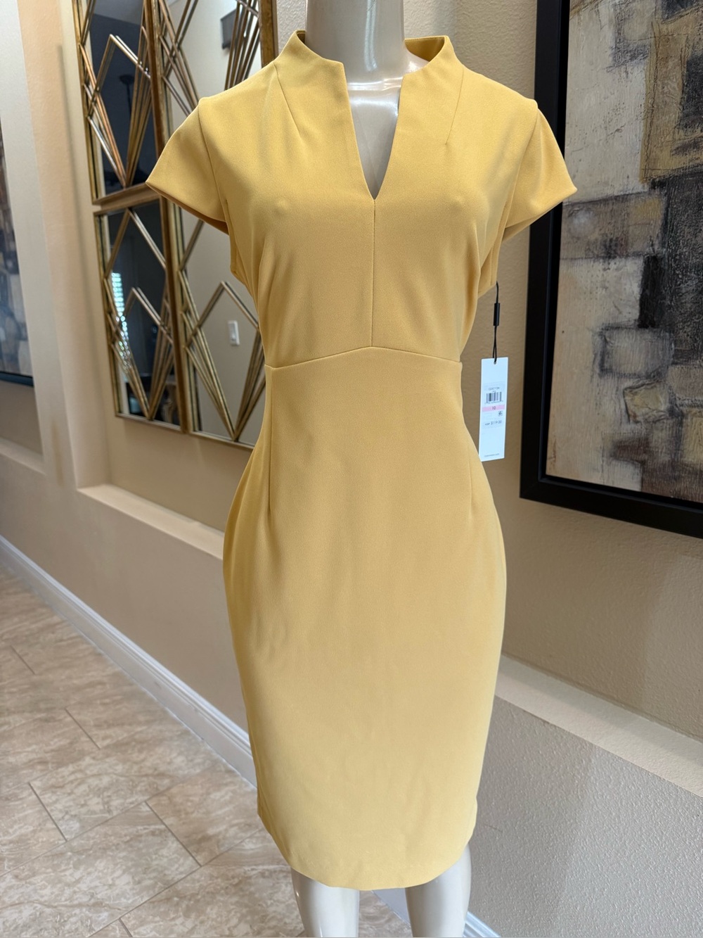 Calvin Klein Women's V-Neck Cap-Sleeve Work Sheath Dress. New with tags